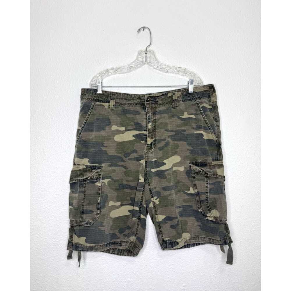 VTG Y2K Freeworld Camo Cargo Shorts Men's 38 Grunge Military Baggy Ripstop Skate